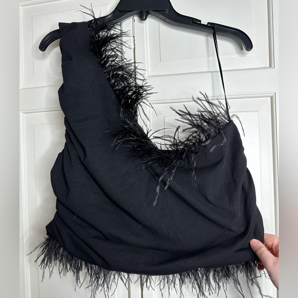 Anthropologie size xl black one shoulder feather cinched top